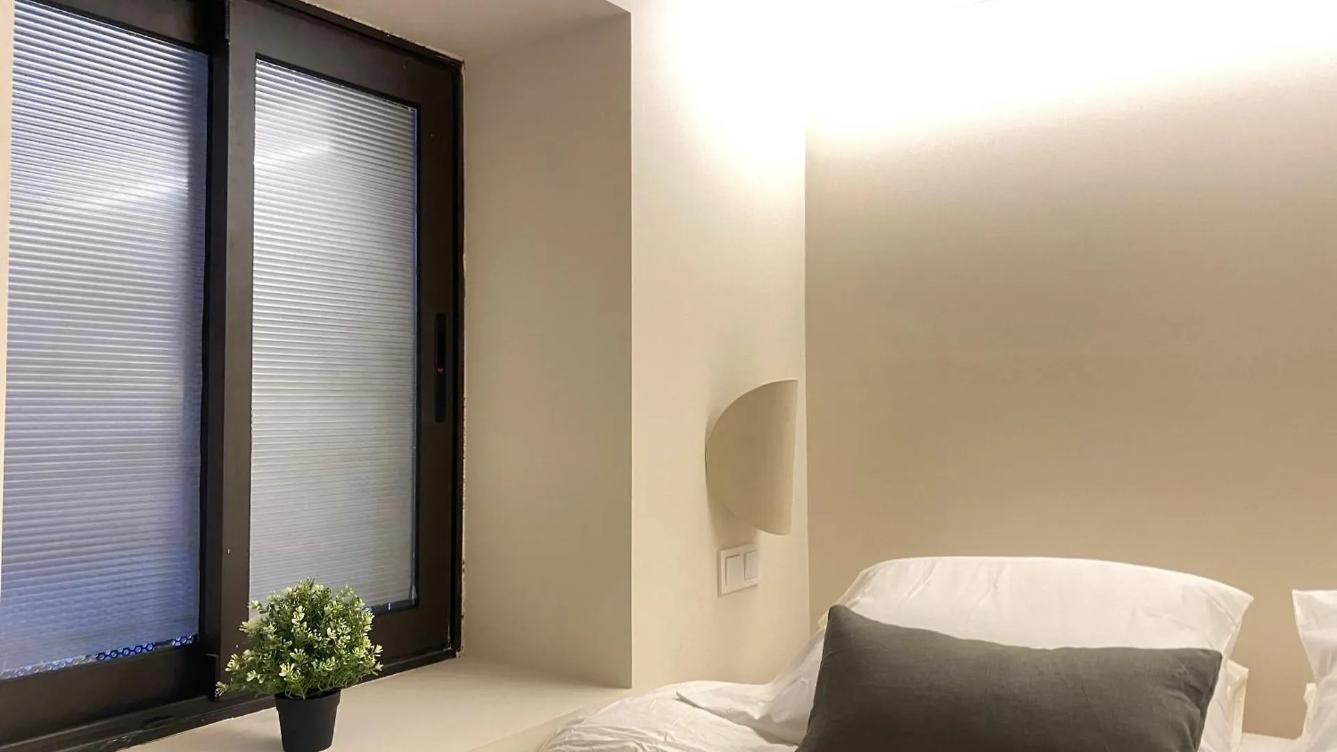 Urbandream Gothic Aartments & Studios Barcelona Spain